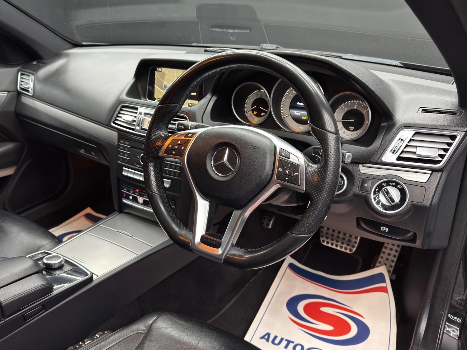 Used Mercedes-Benz E Class for sale - 77549660: Photo 9