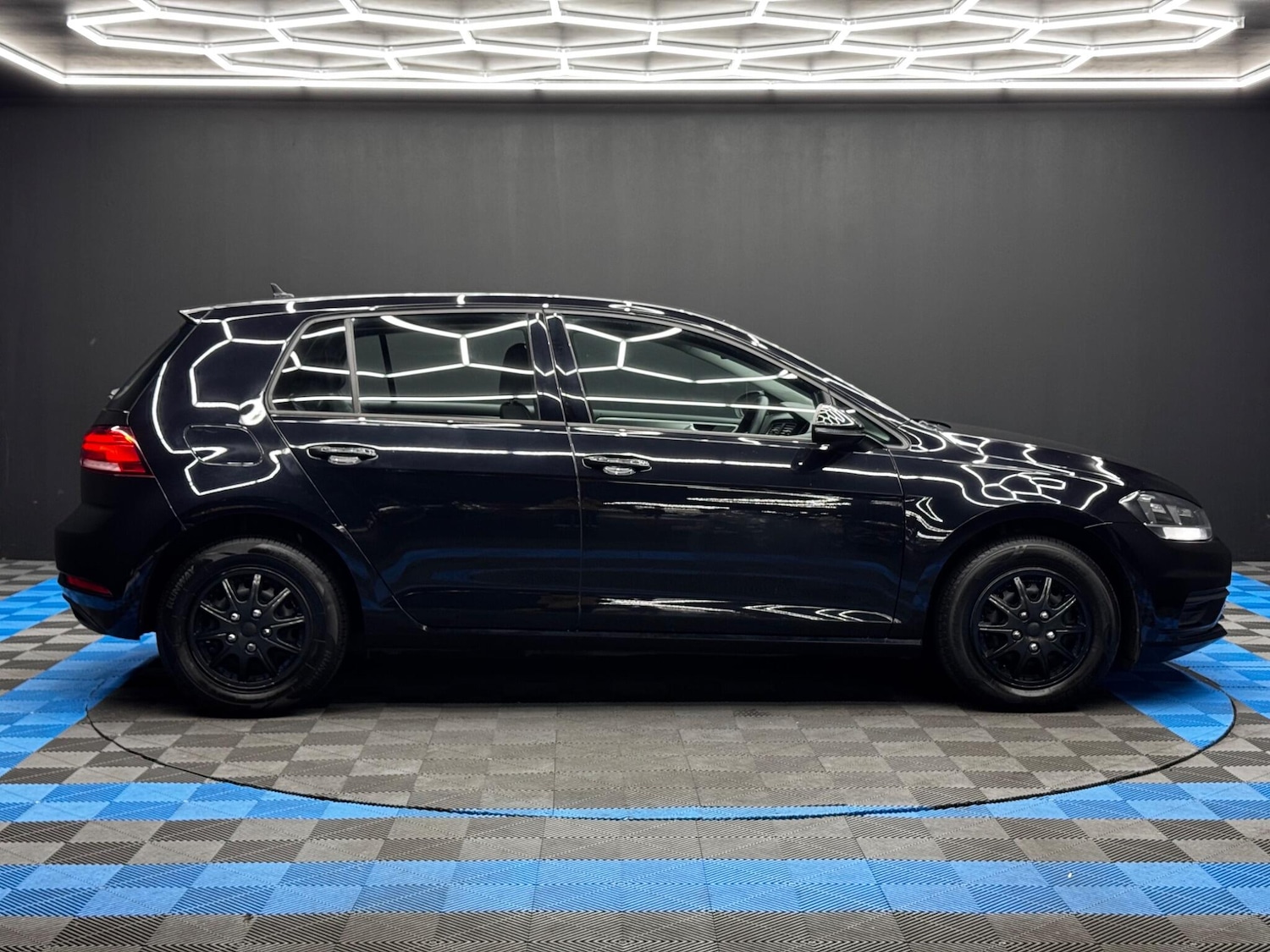 Used Volkswagen Golf 2020 for sale - 76456717: Photo 4