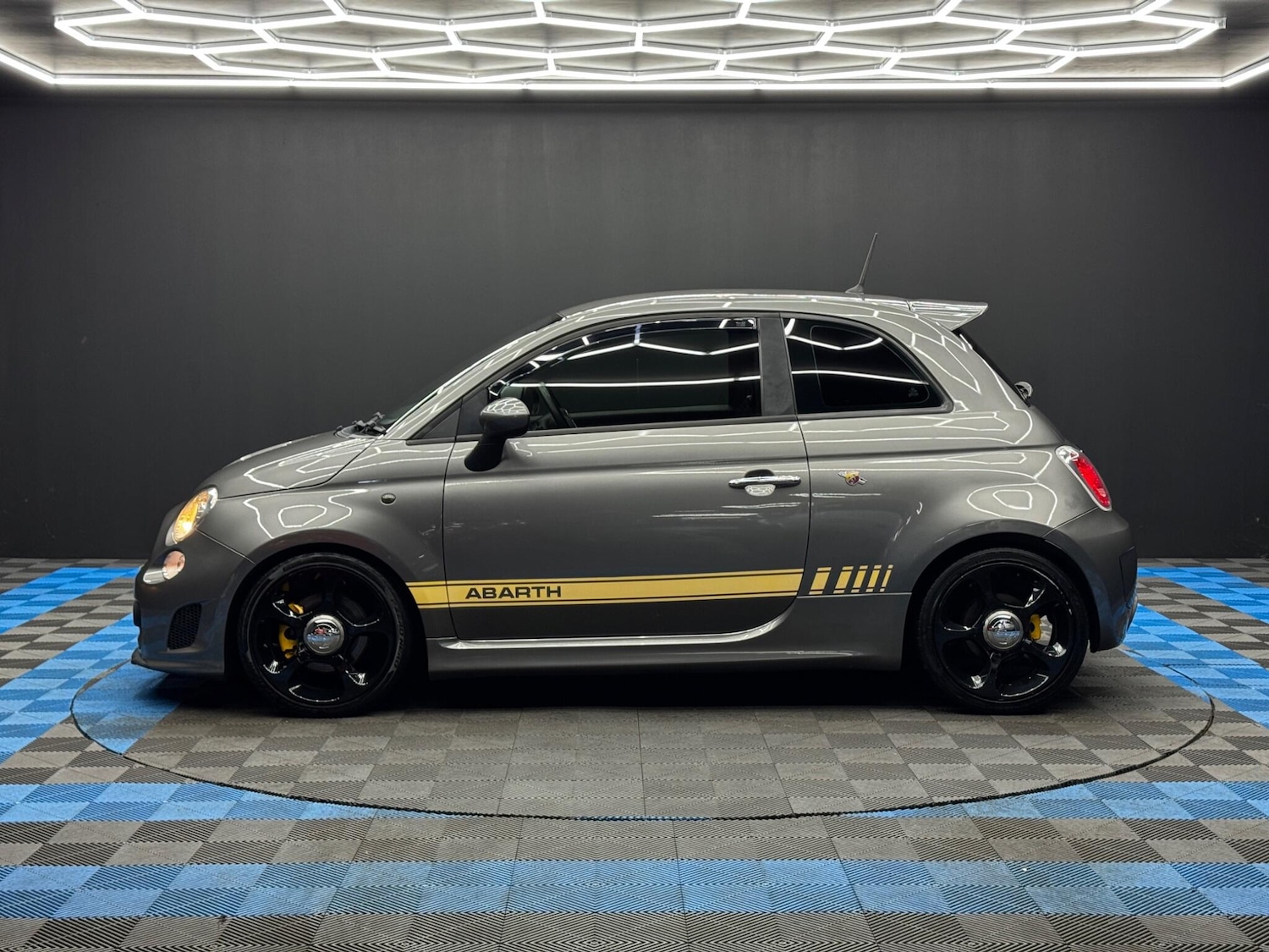 Used Abarth 500 2014 for sale - 77359035: Photo 8