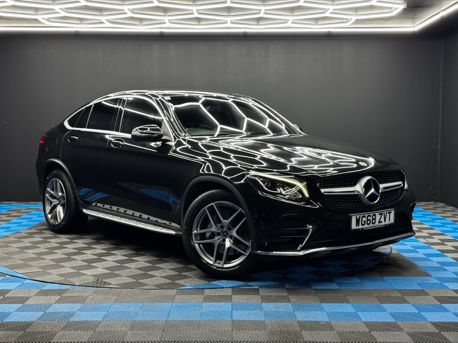 Used Mercedes-Benz GLC 2018 for sale - 76992006: Photo 1