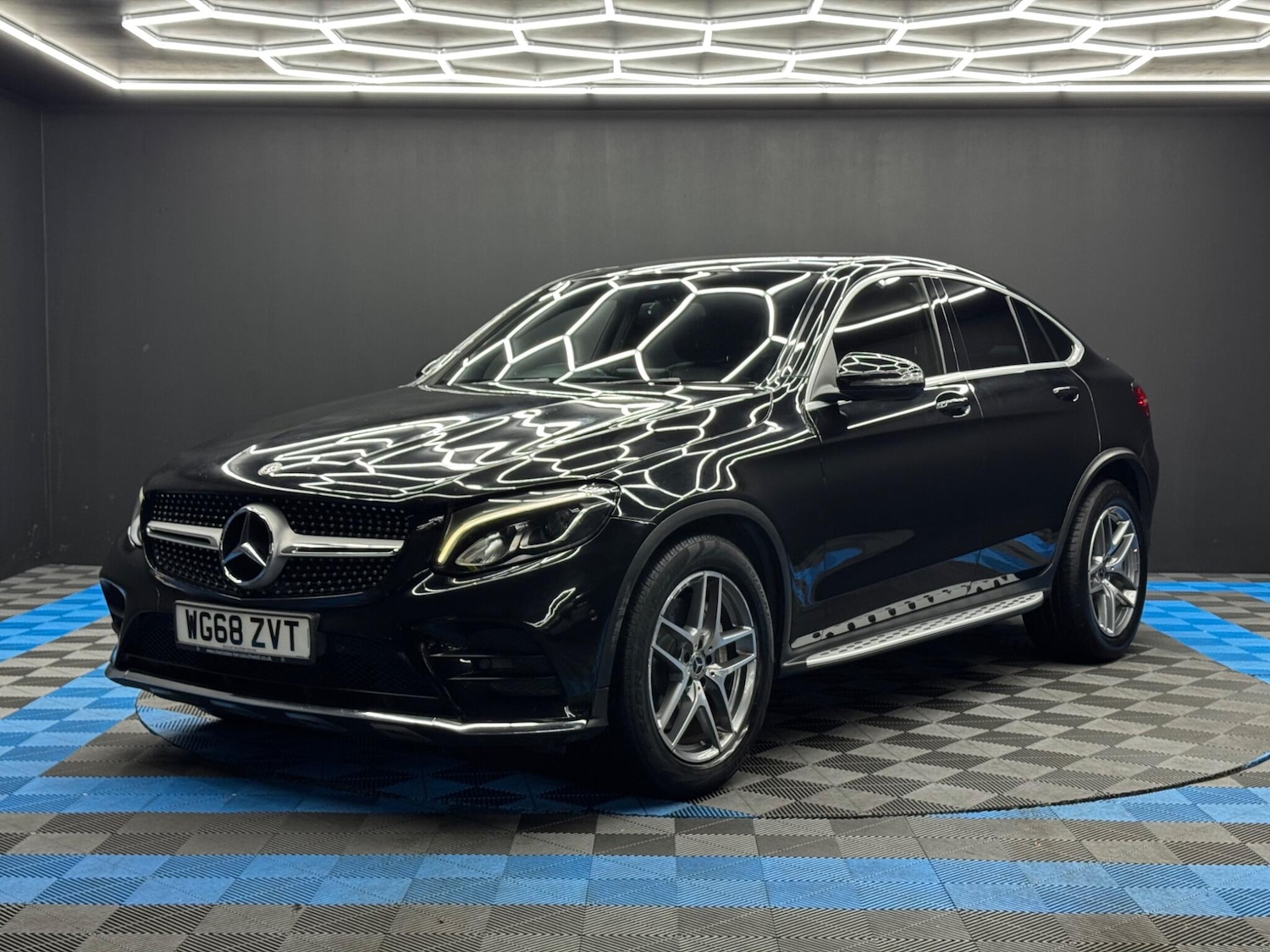 Used Mercedes-Benz GLC 2018 for sale - 76992006: Photo 3