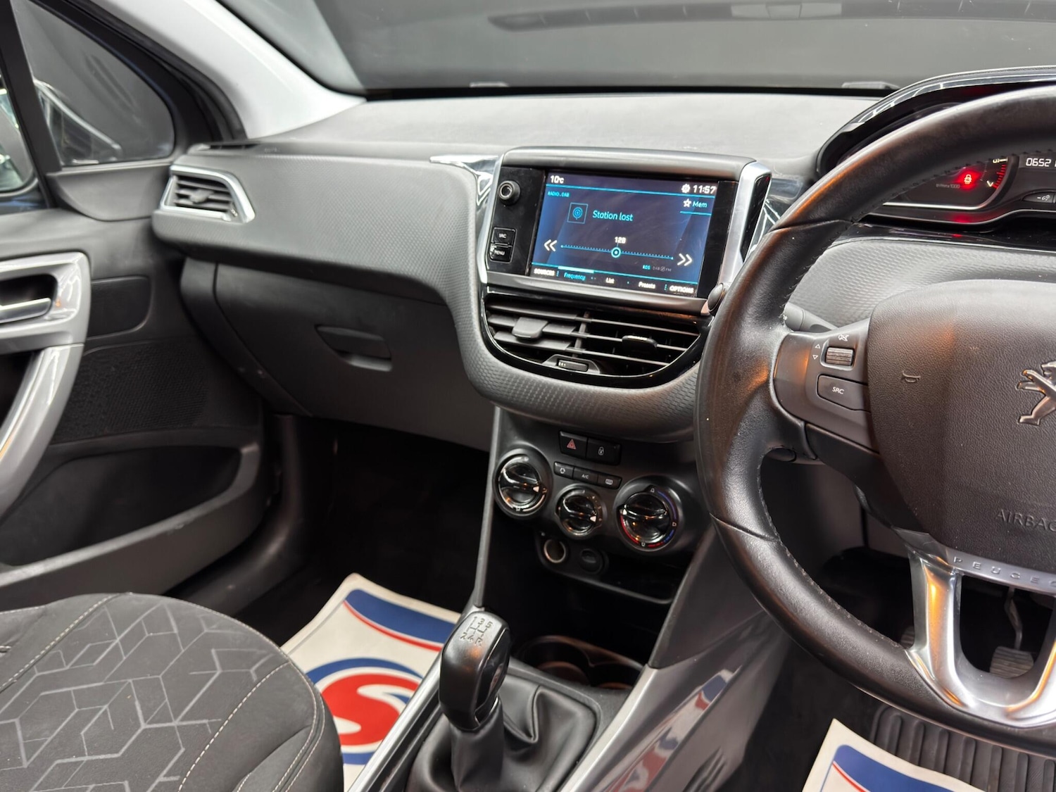 Used Peugeot 2008 for sale - 77705237: Photo 24