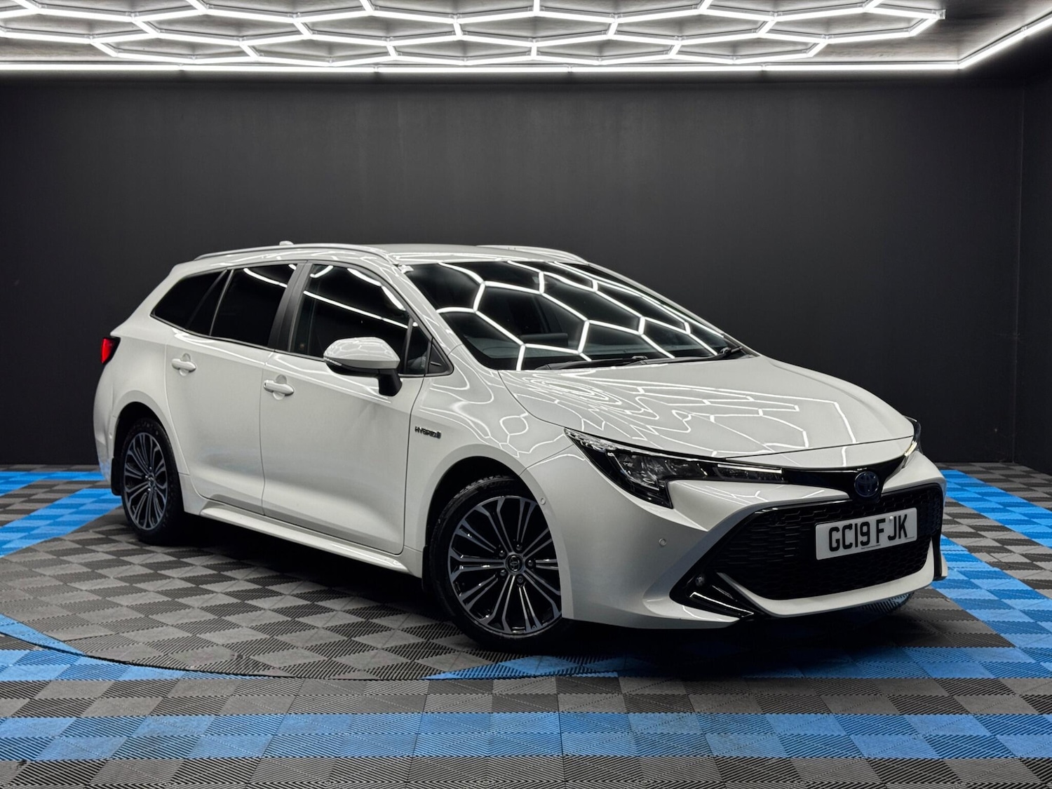 Used Toyota Corolla 2019 for sale - 76965121: Photo 1