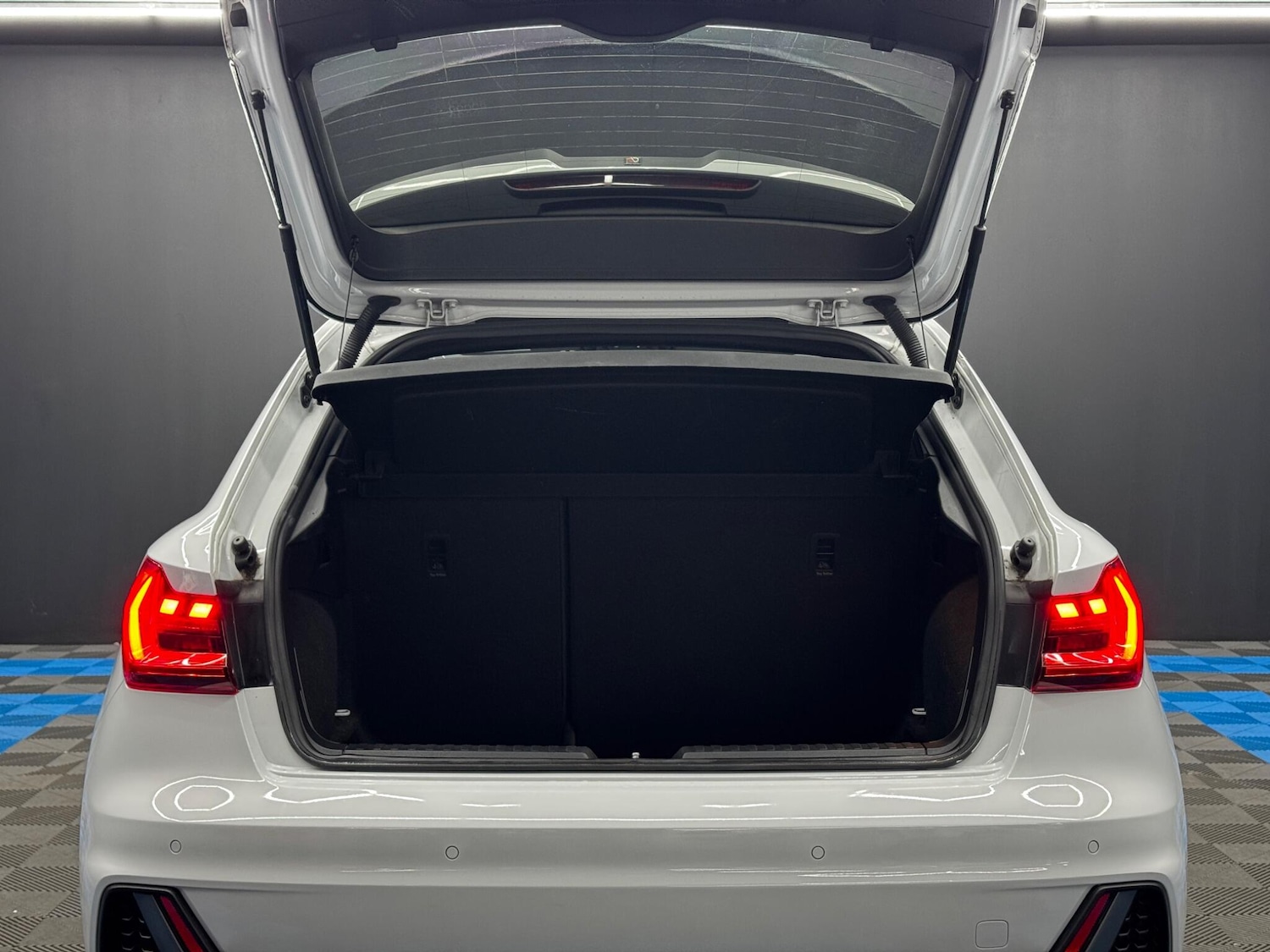 Used Audi A1 for sale - 77824899: Photo 37