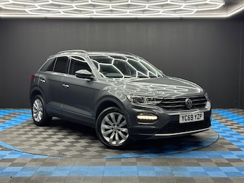 Used Volkswagen T-Roc 2019 for sale - 77050005: Photo