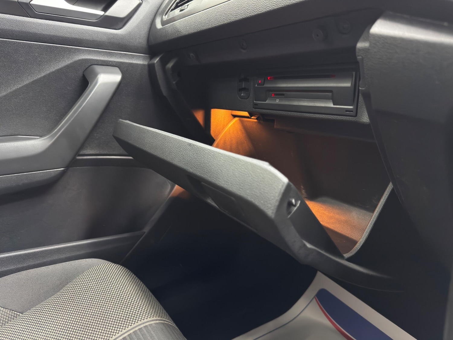 Used Volkswagen T-Roc 2019 for sale - 77050005: Photo 35