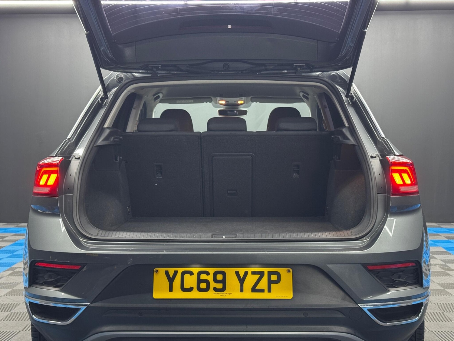 Used Volkswagen T-Roc 2019 for sale - 77050005: Photo 36