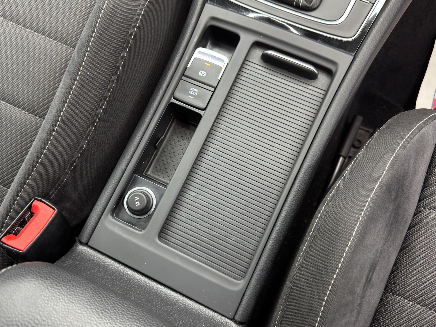 Used Volkswagen Golf 2018 for sale - 77109442: Photo 23