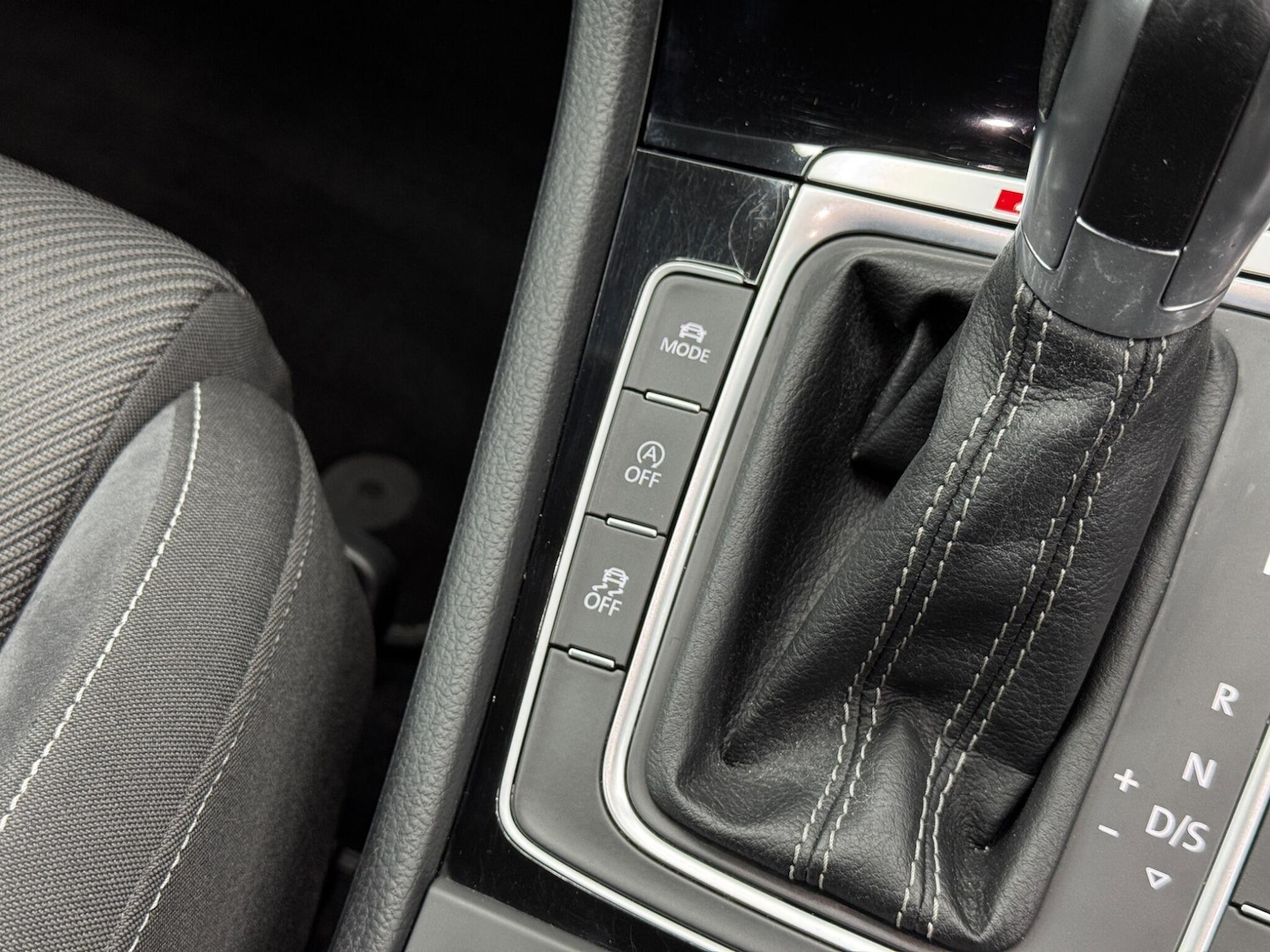 Used Volkswagen Golf 2018 for sale - 77109442: Photo 27