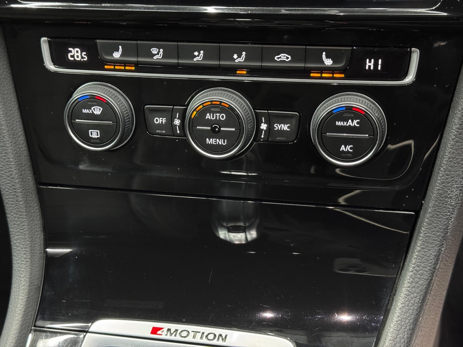 Used Volkswagen Golf 2018 for sale - 77109442: Photo 28