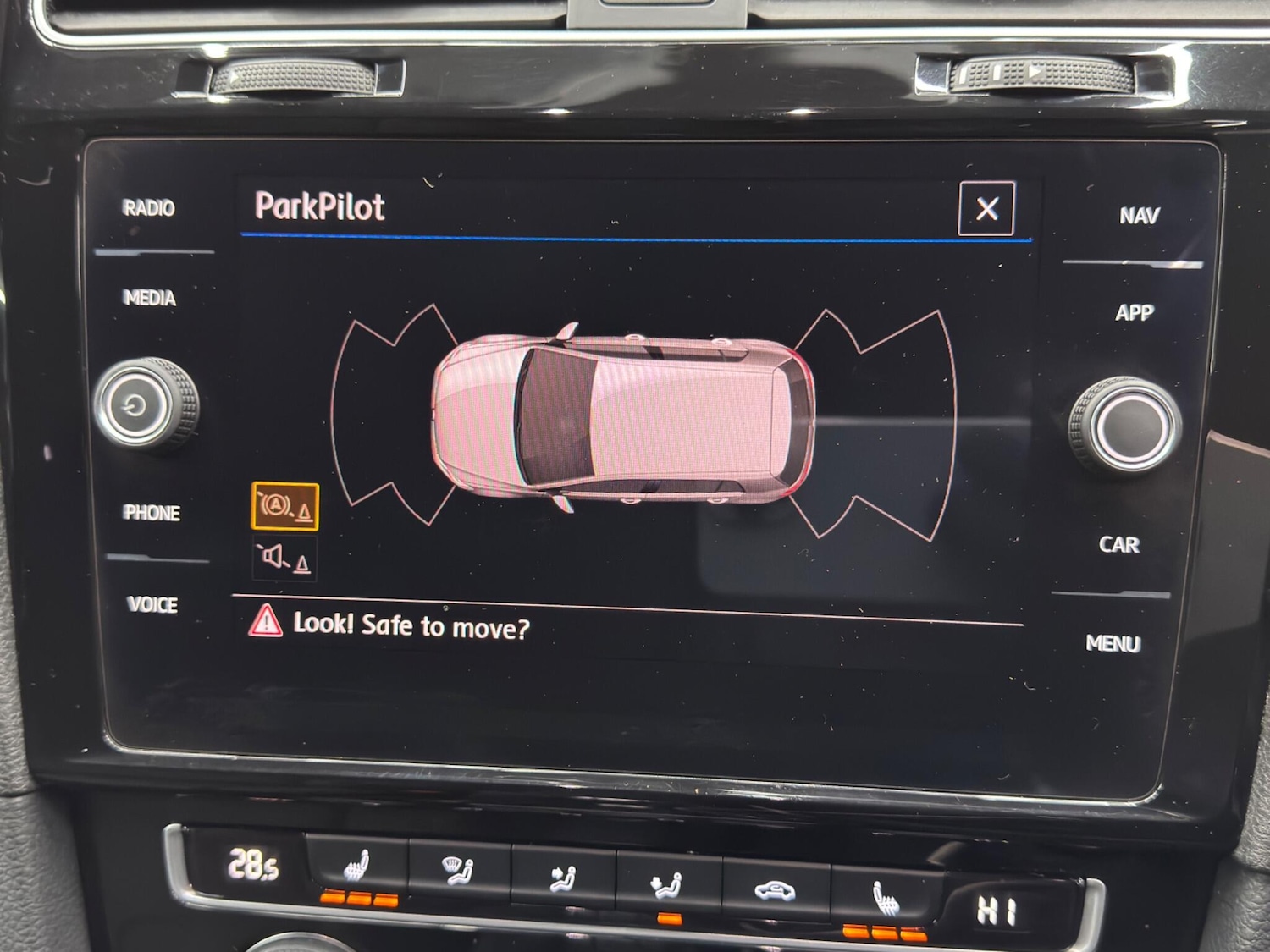 Used Volkswagen Golf 2018 for sale - 77109442: Photo 36