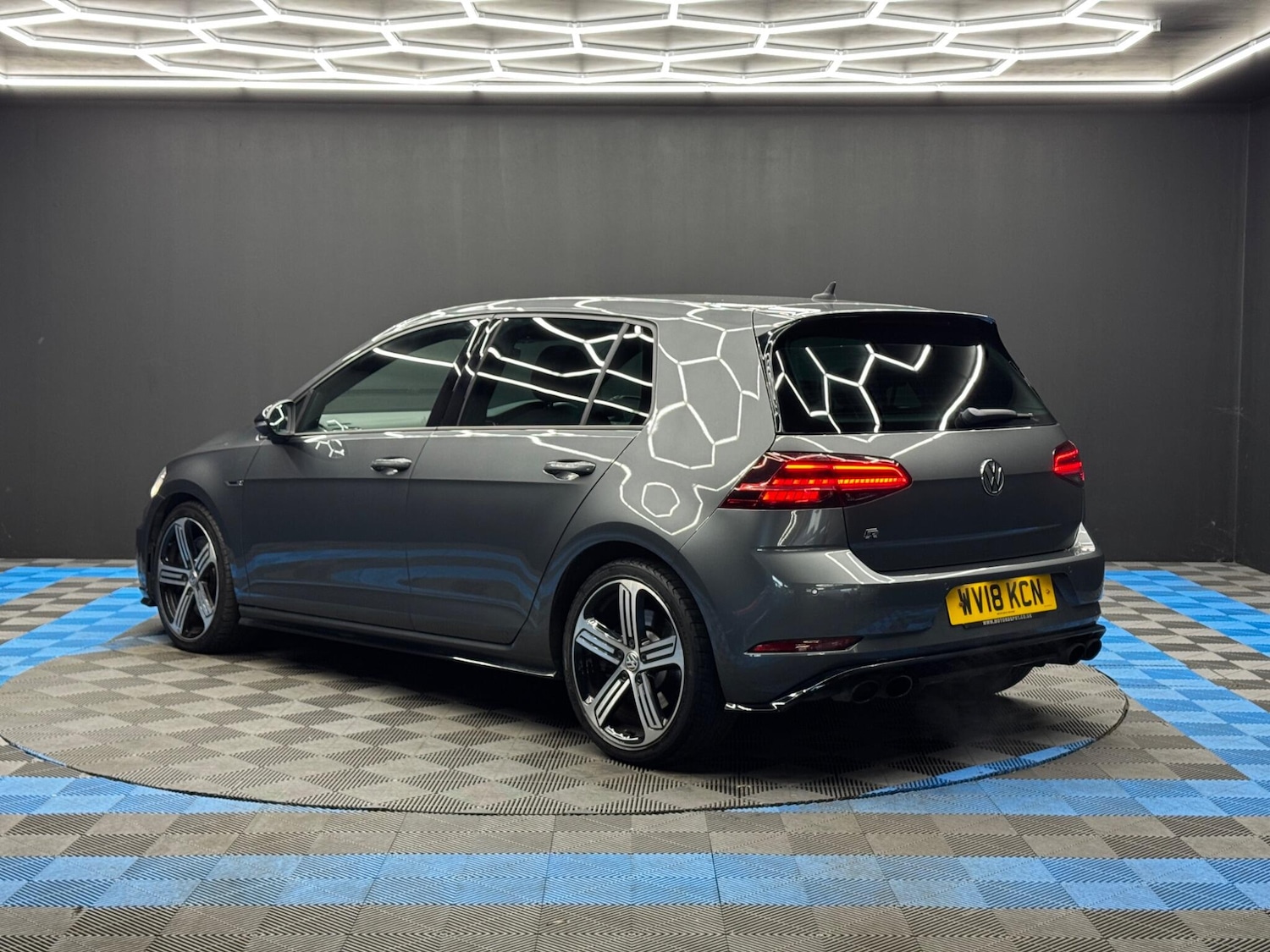 Used Volkswagen Golf 2018 for sale - 77109442: Photo 7