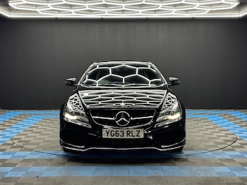 Used Mercedes-Benz E Class 2013 for sale - 79553957: Photo