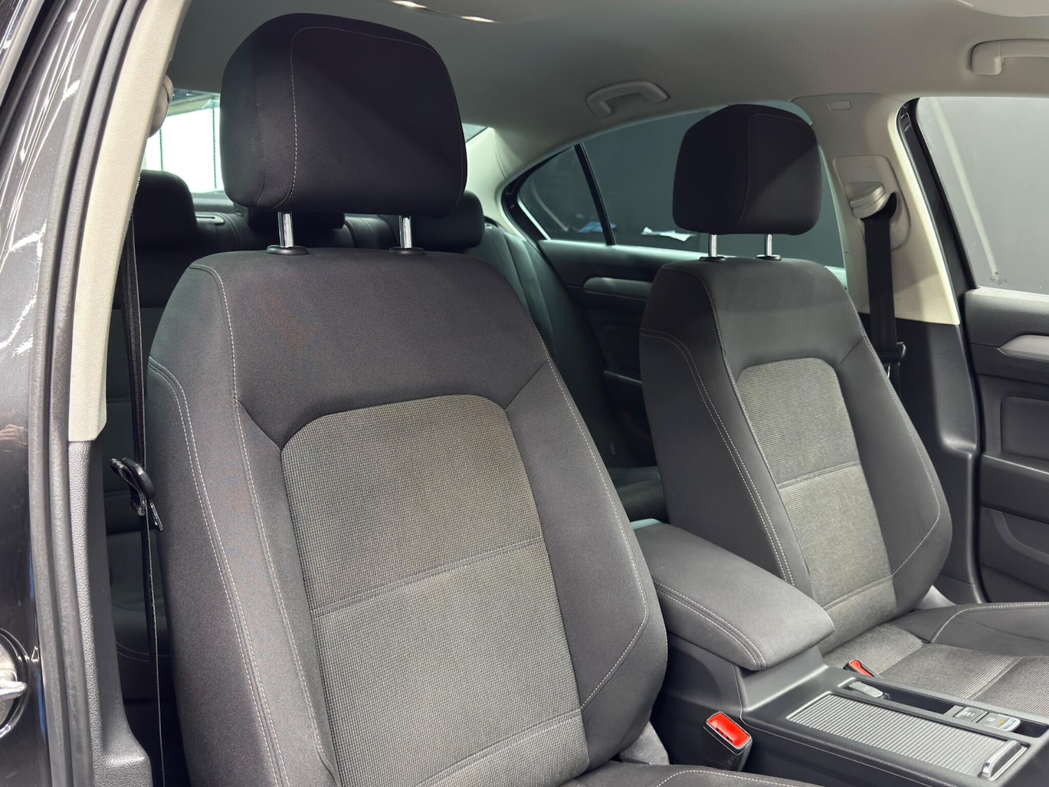 Used Volkswagen Passat for sale - 78135572: Photo 12