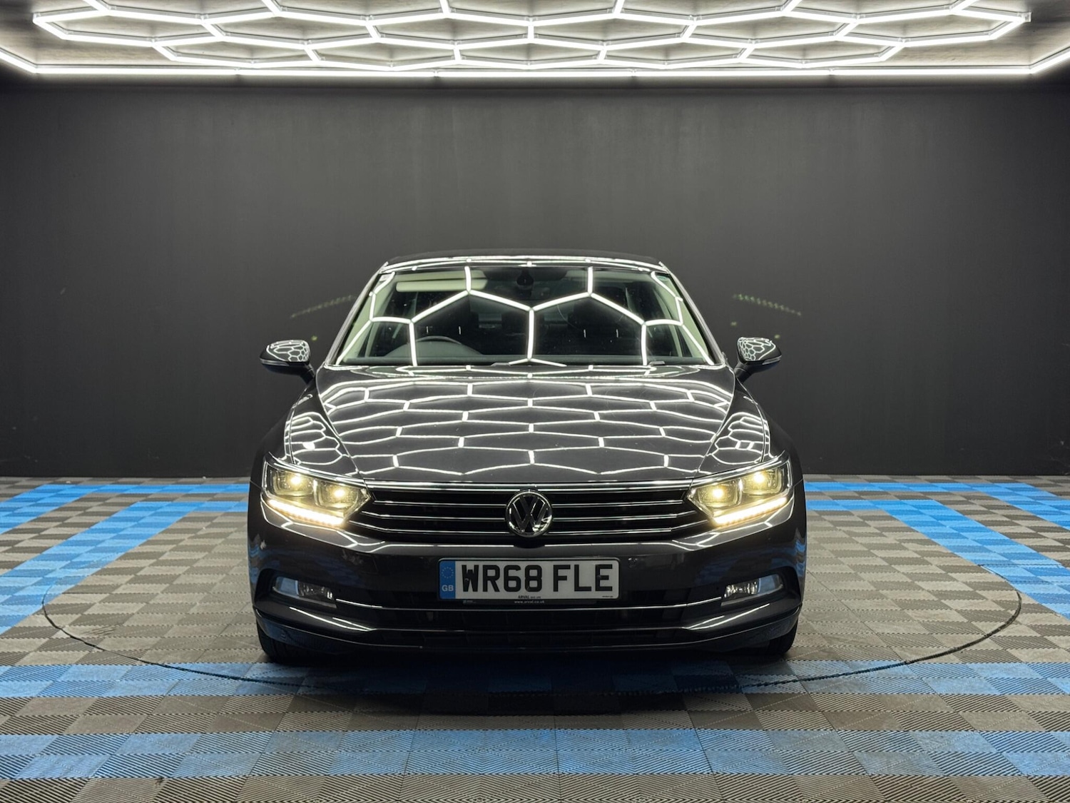 Used Volkswagen Passat for sale - 78135572: Photo 2