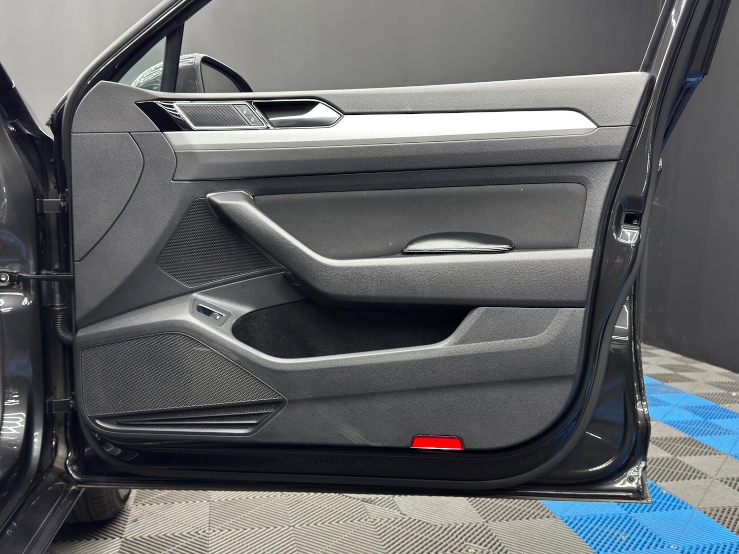 Used Volkswagen Passat for sale - 78135572: Photo 41