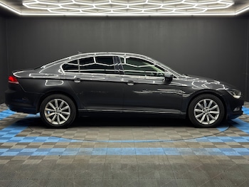 Used Volkswagen Passat 2018 for sale - 78135572: Photo