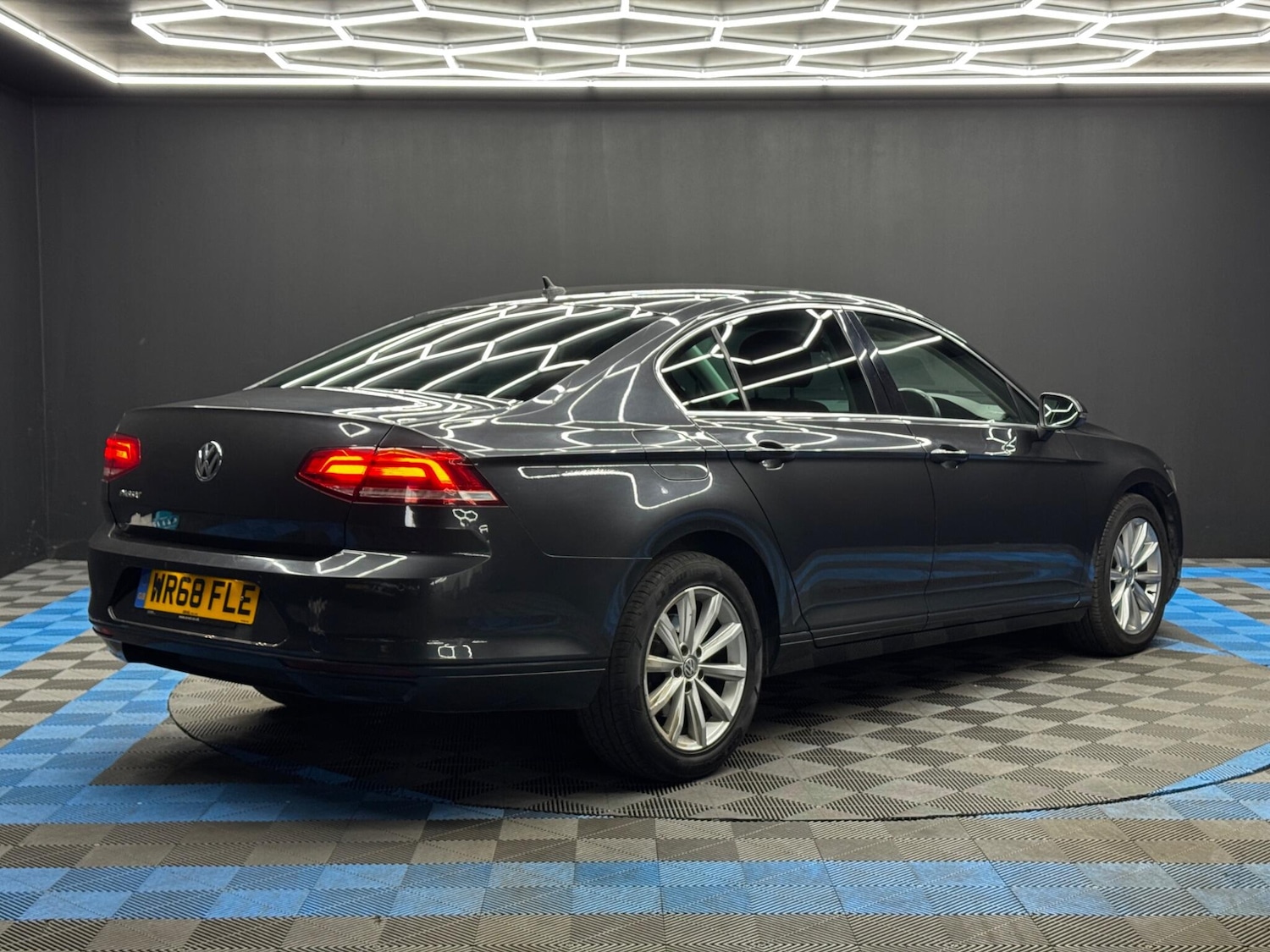 Used Volkswagen Passat for sale - 78135572: Photo 5