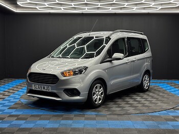 Used Ford Tourneo Courier 2019 for sale - 76512972: Photo