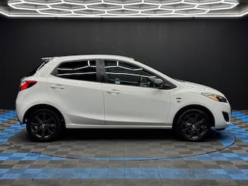 Used Mazda Mazda2 2014 for sale - 79677503: Photo