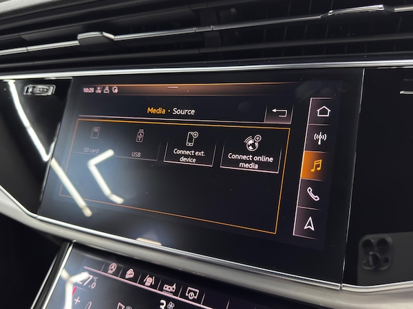 Used Audi Q8 2019 for sale - 76214453: Photo 31