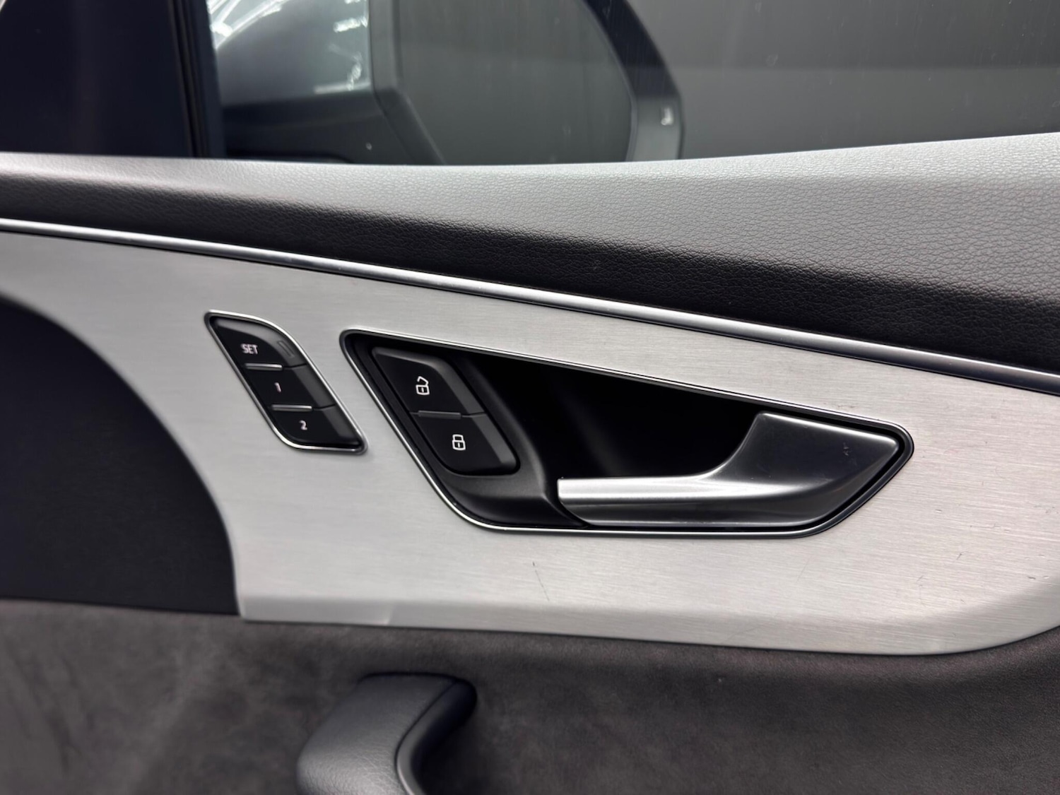 Used Audi Q8 2019 for sale - 76214453: Photo 43