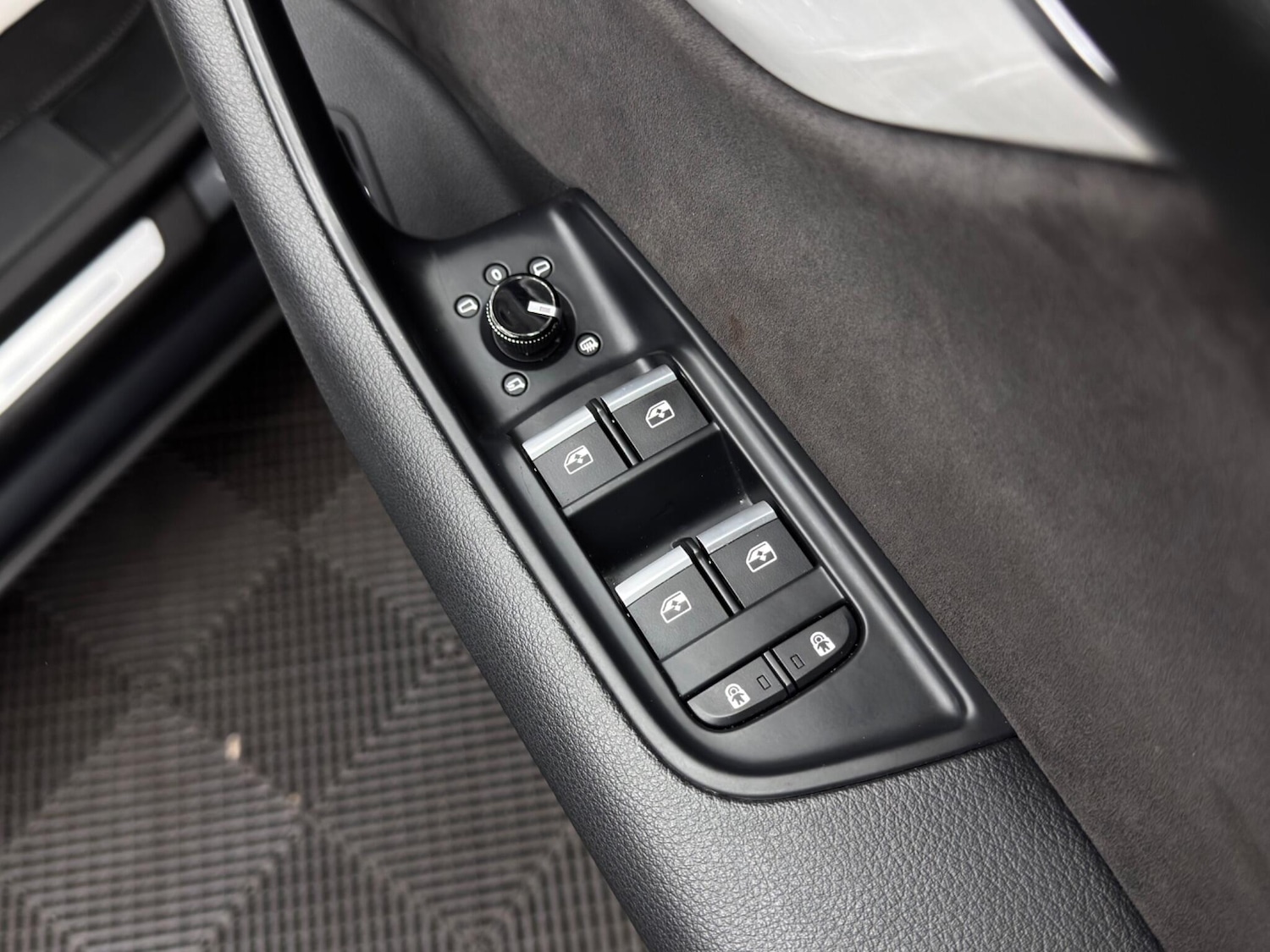 Used Audi Q8 2019 for sale - 76214453: Photo 44