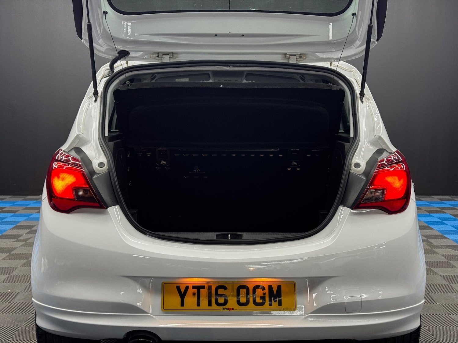 Used Vauxhall Corsa for sale - 77892698: Photo 32