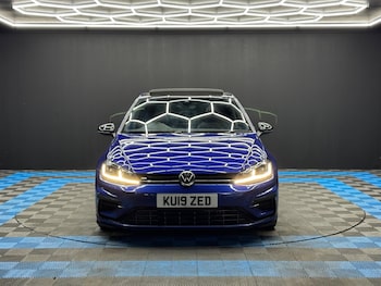 Used Volkswagen Golf 2019 for sale - 78085721: Photo