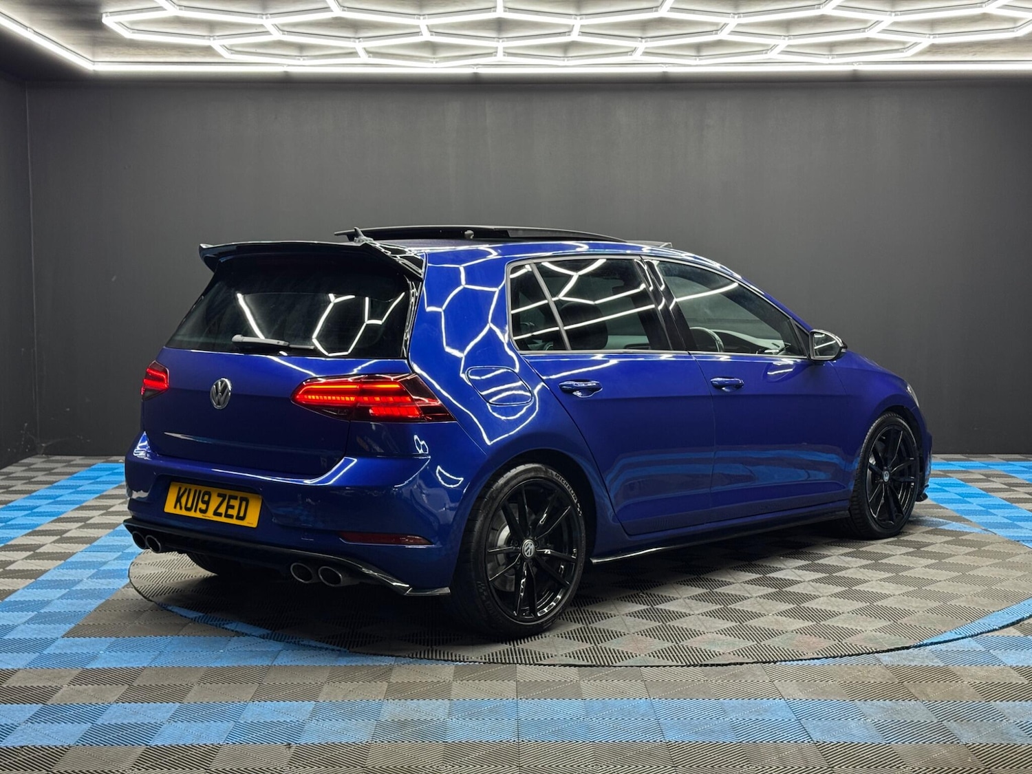 Used Volkswagen Golf 2019 for sale - 78085721: Photo 5