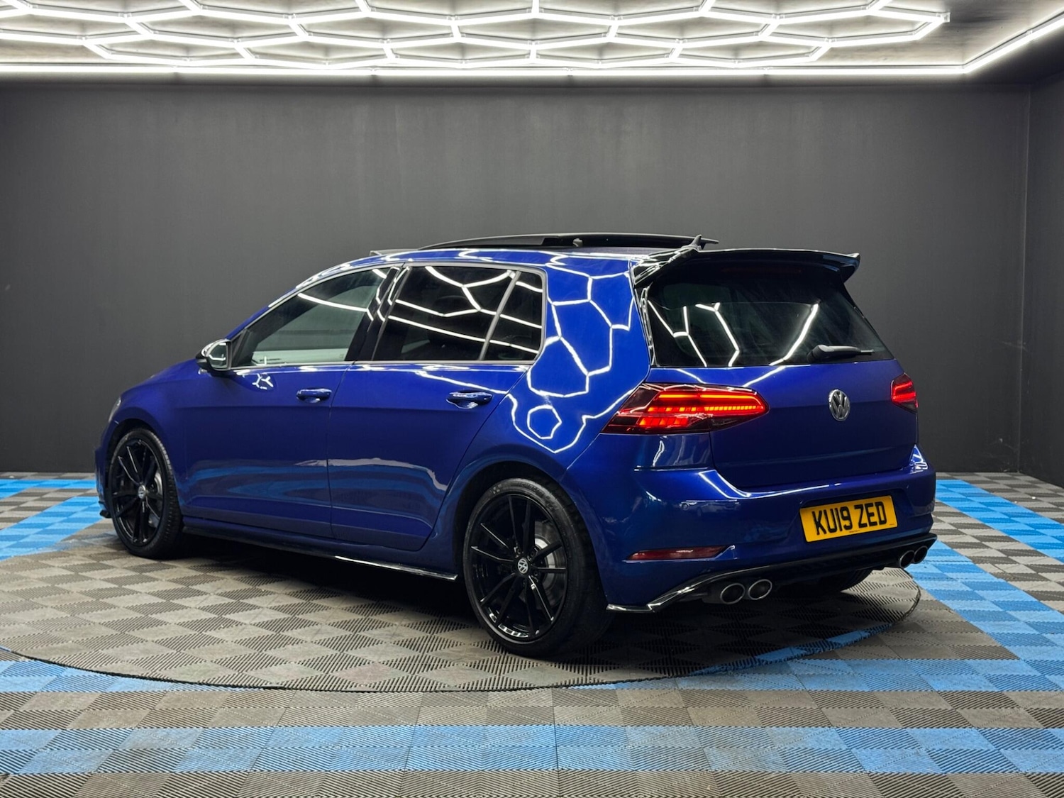 Used Volkswagen Golf 2019 for sale - 78085721: Photo 7