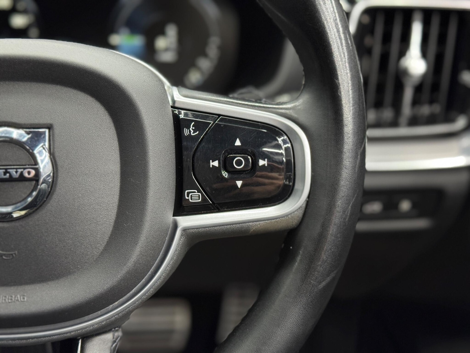 Used Volvo V60 for sale - 77016928: Photo 21