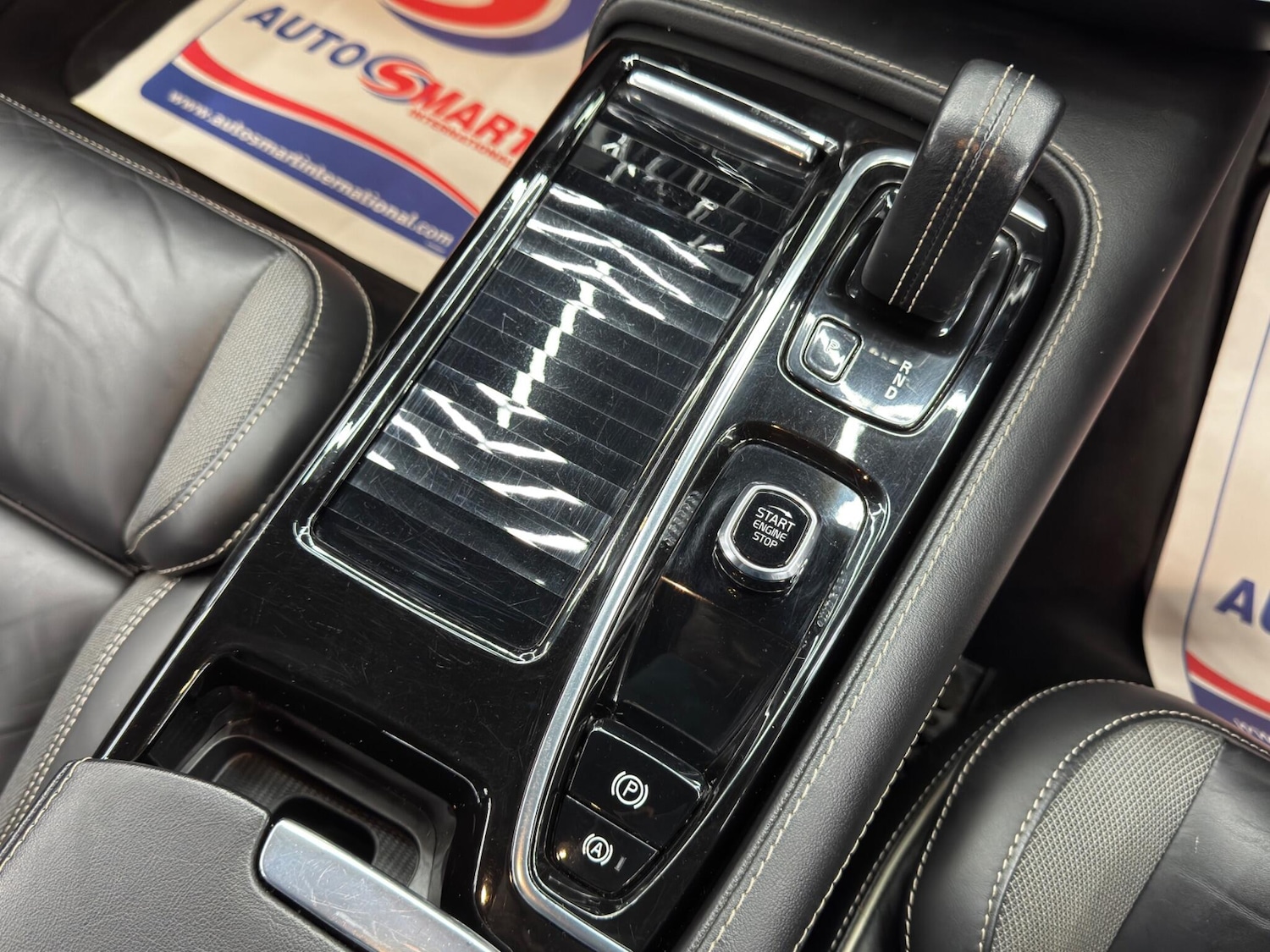 Used Volvo V60 for sale - 77016928: Photo 24