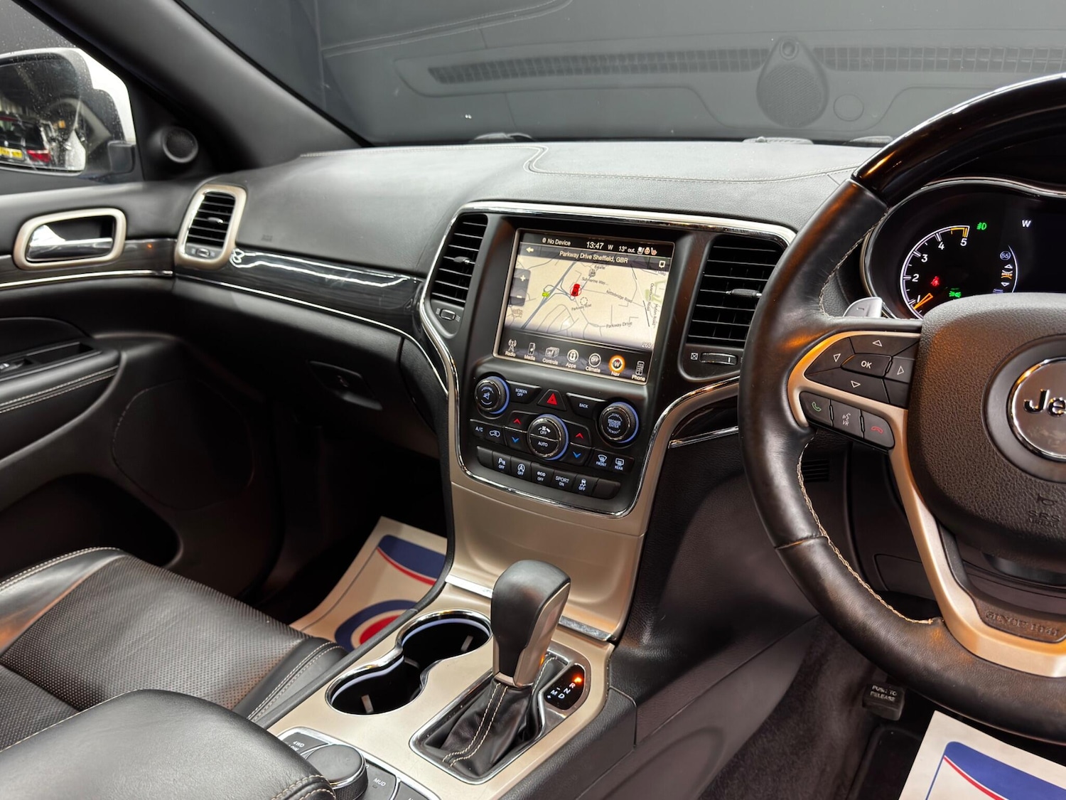 Used Jeep Grand Cherokee 2017 for sale - 76441109: Photo 23