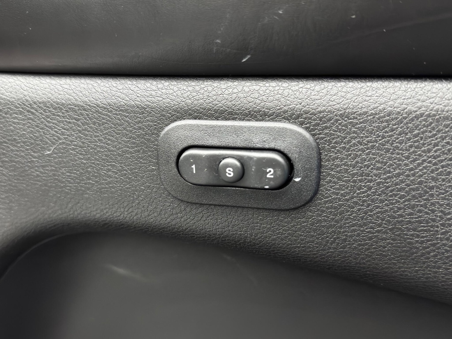 Used Jeep Grand Cherokee 2017 for sale - 76441109: Photo 43