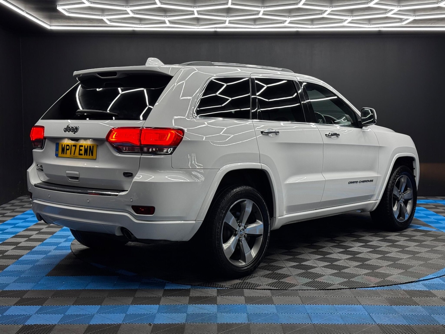 Used Jeep Grand Cherokee 2017 for sale - 76441109: Photo 5