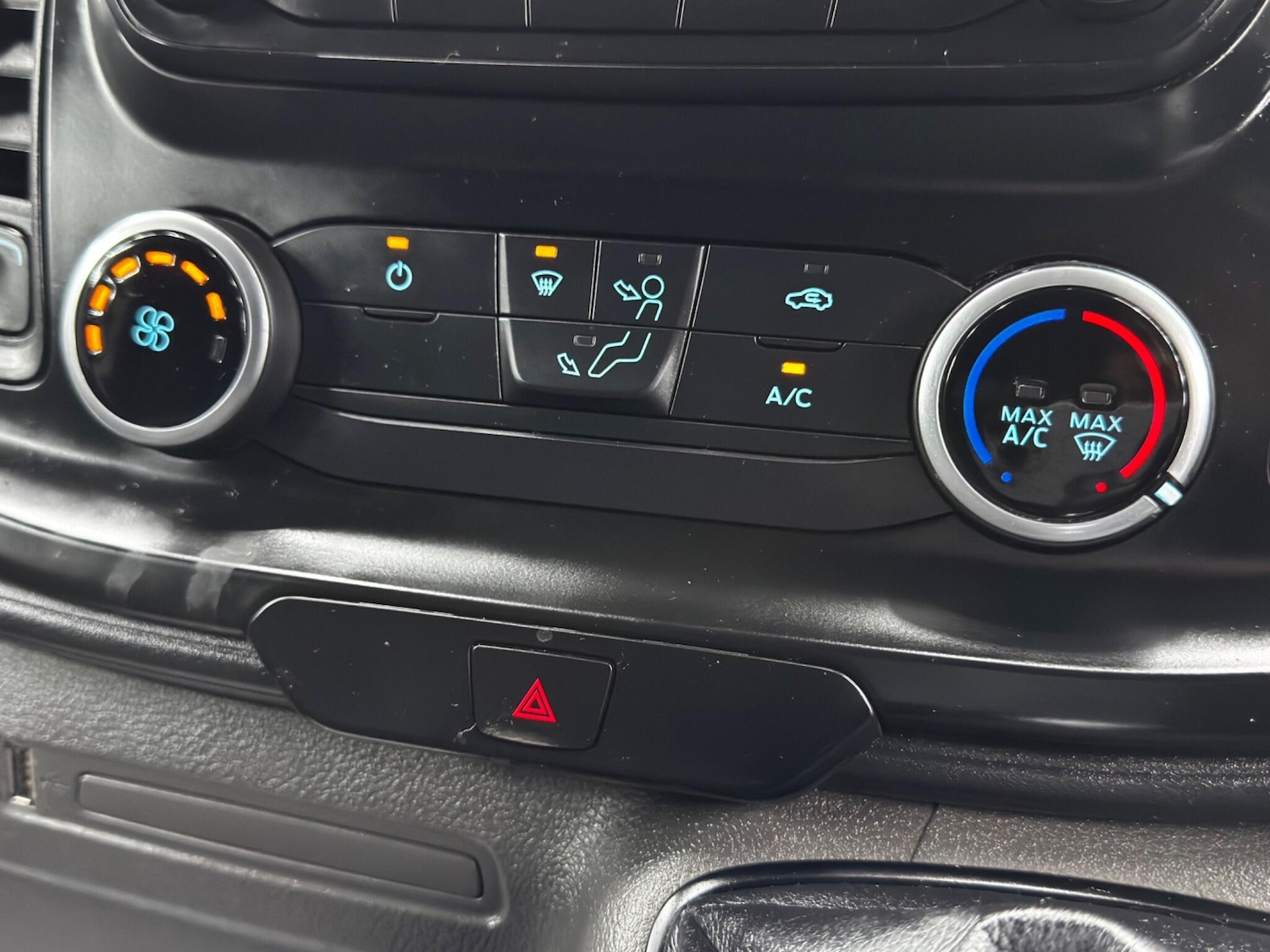 Used Ford Transit Custom 2020 for sale - 76667167: Photo 23