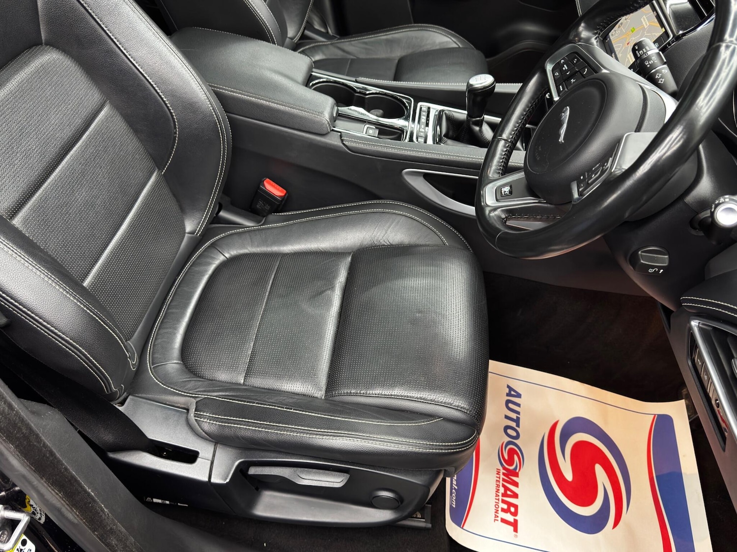 Used Jaguar F-Pace 2017 for sale - 76913112: Photo 13