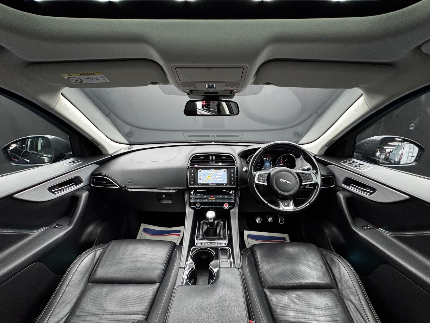 Used Jaguar F-Pace 2017 for sale - 76913112: Photo 17