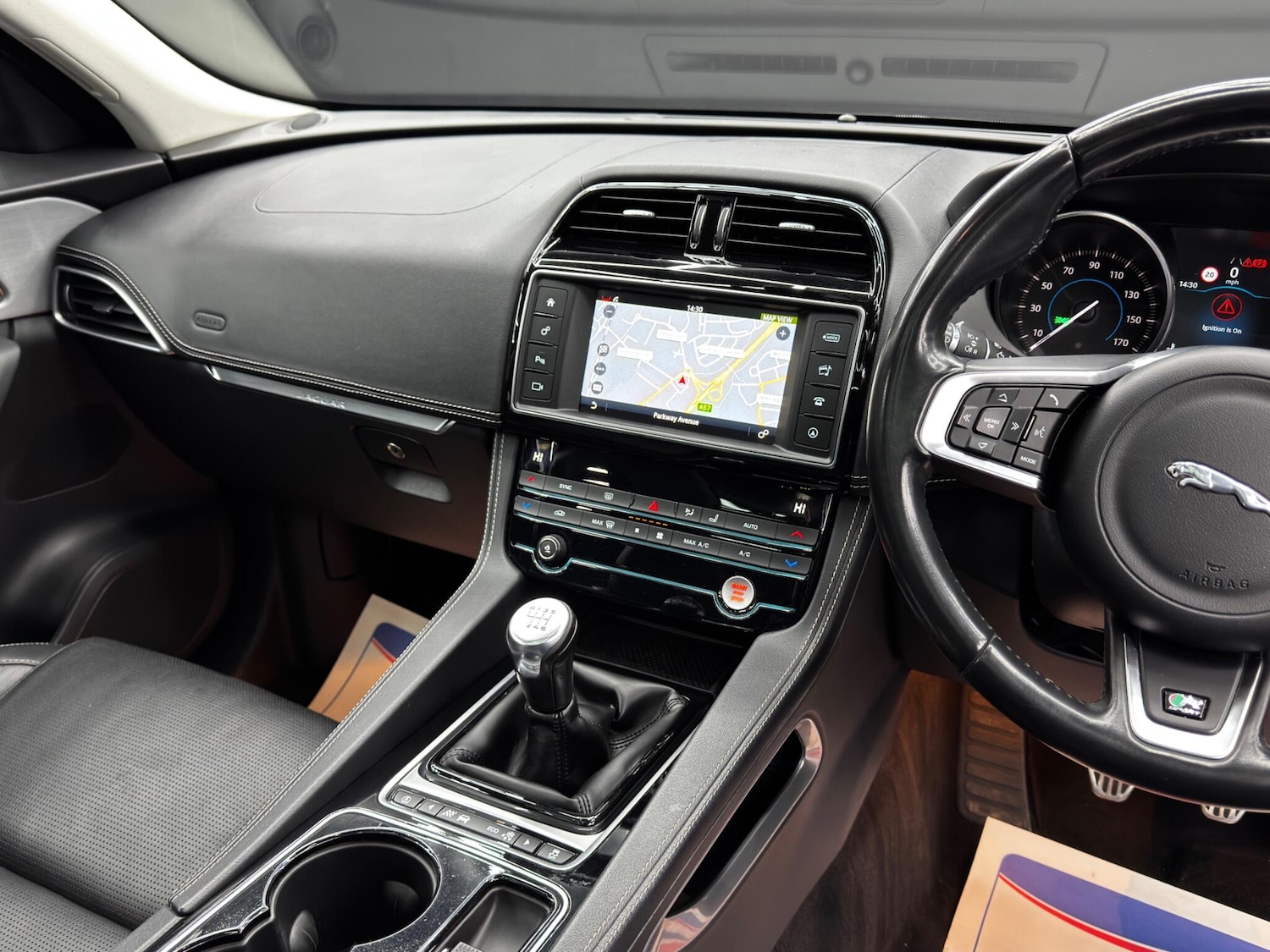 Used Jaguar F-Pace 2017 for sale - 76913112: Photo 23