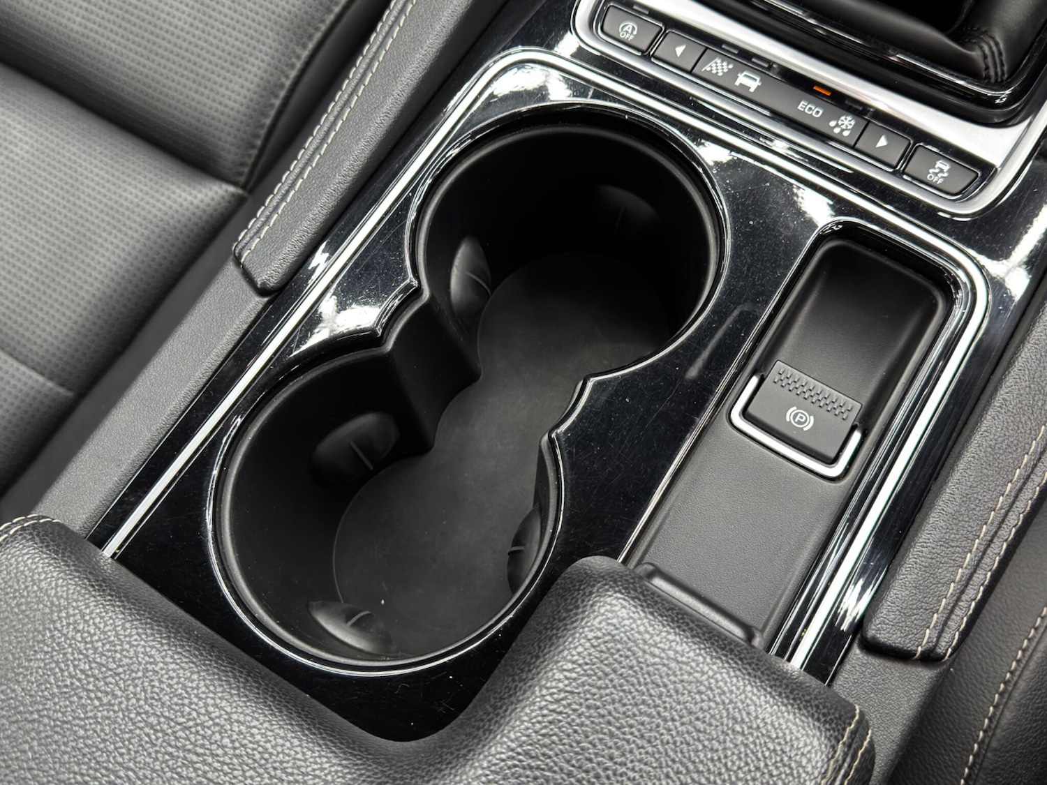 Used Jaguar F-Pace 2017 for sale - 76913112: Photo 24