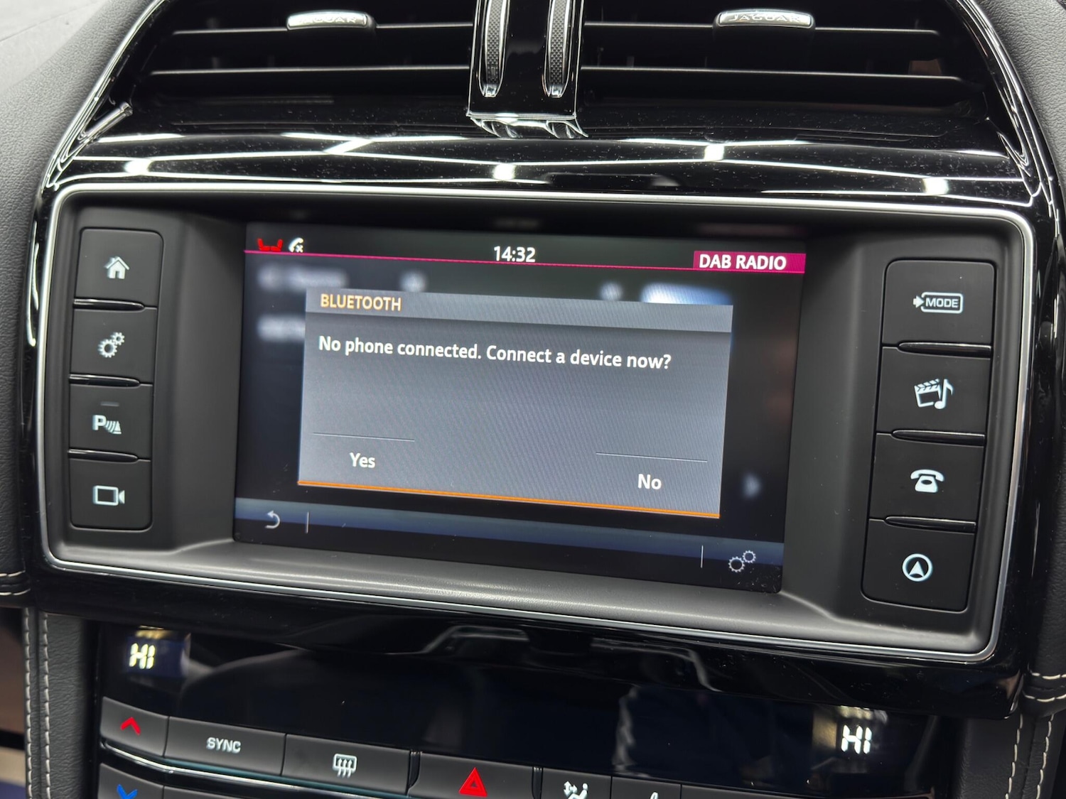 Used Jaguar F-Pace 2017 for sale - 76913112: Photo 31