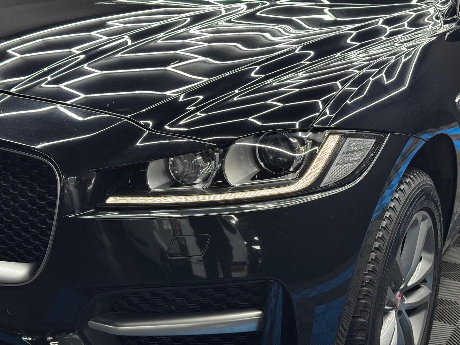 Used Jaguar F-Pace 2017 for sale - 76913112: Photo 46