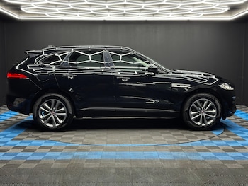 Used Jaguar F-Pace 2017 for sale - 76913112: Photo