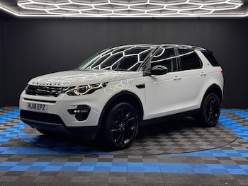Used Land Rover Discovery Sport 2018 for sale - 76457700: Photo