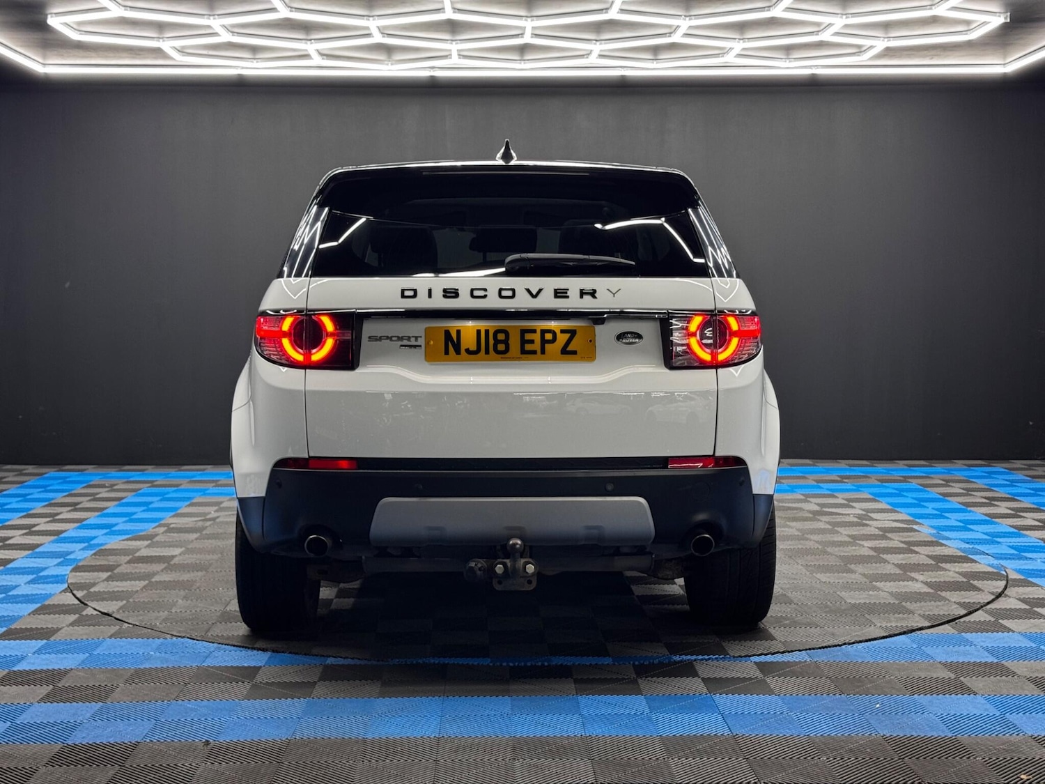 Used Land Rover Discovery Sport 2018 for sale - 76457700: Photo 6