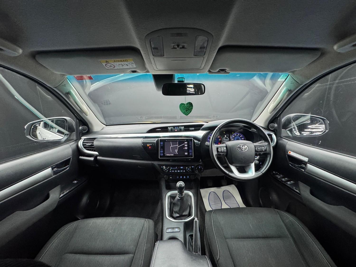 Used Toyota Hilux 2020 for sale - 76988150: Photo 17