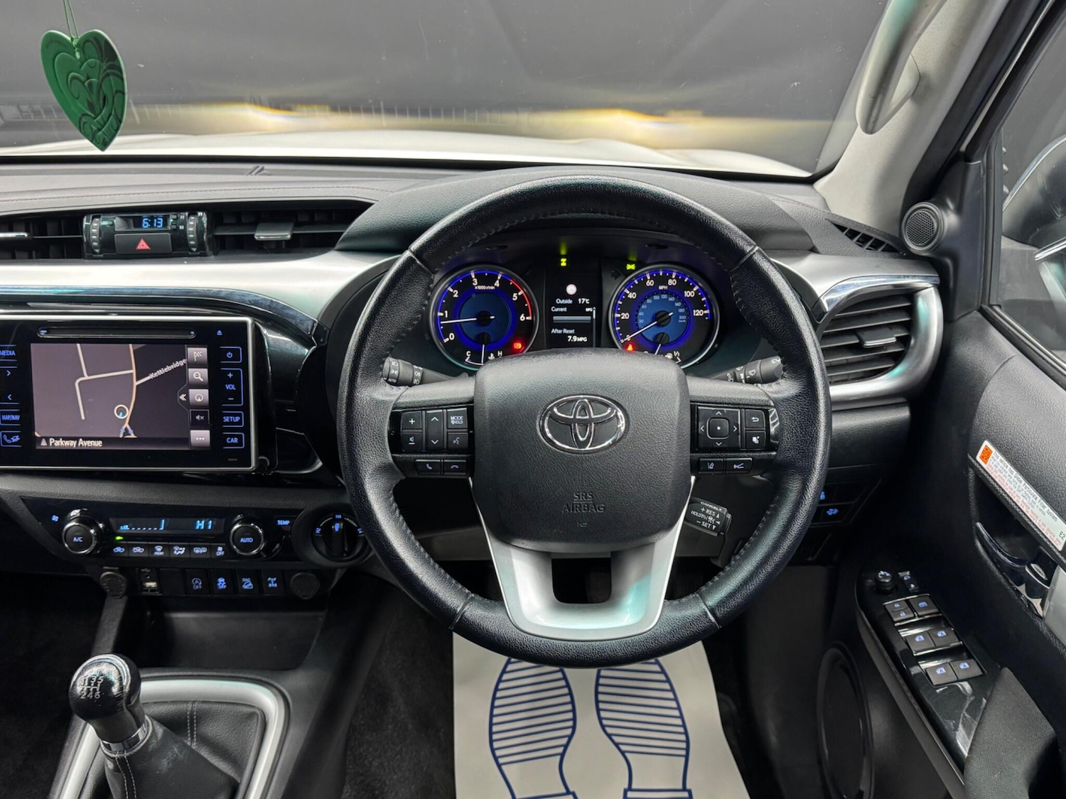 Used Toyota Hilux 2020 for sale - 76988150: Photo 18