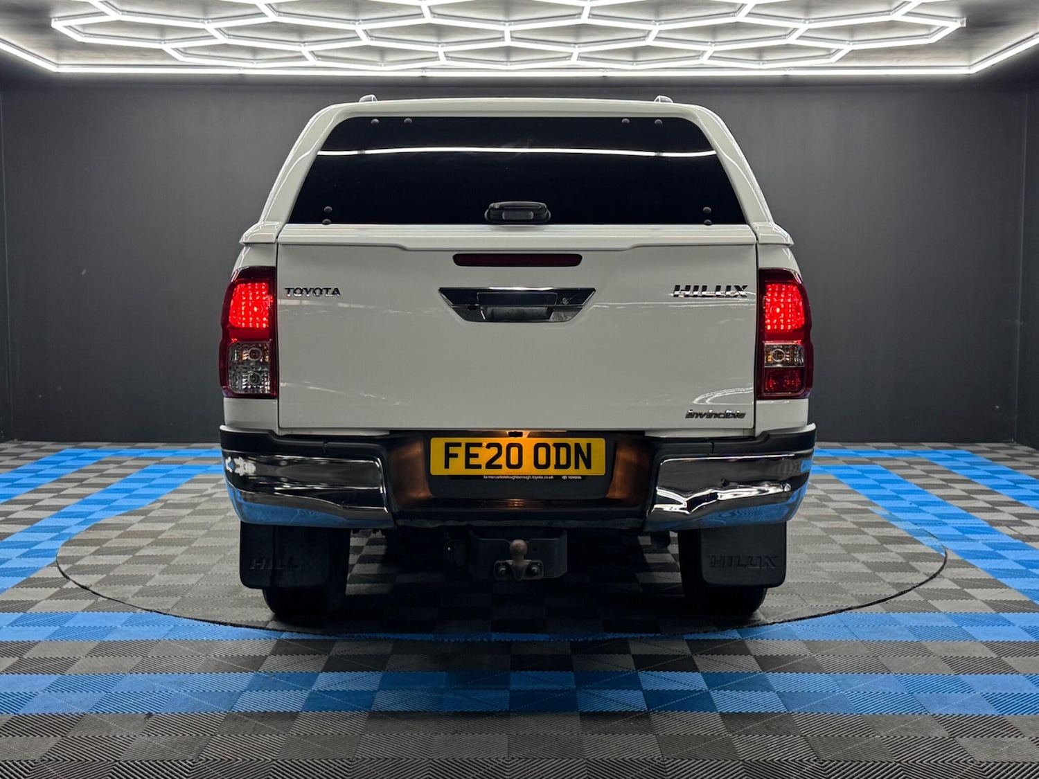 Used Toyota Hilux 2020 for sale - 76988150: Photo 6