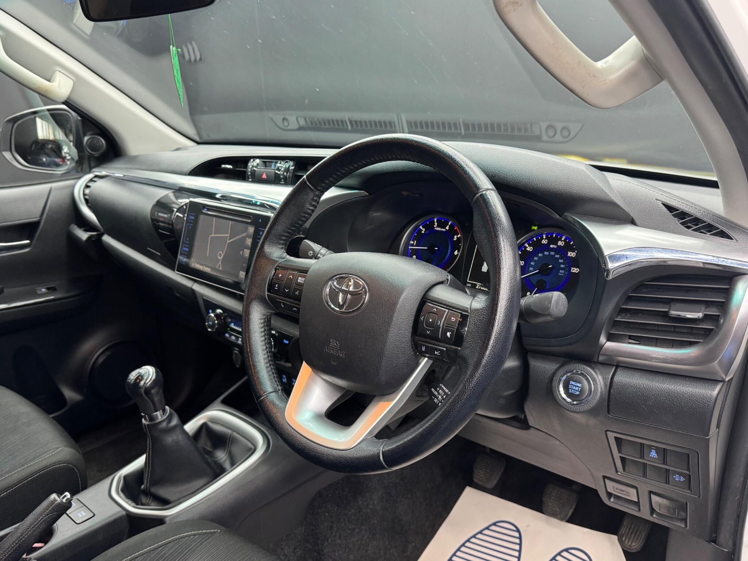Used Toyota Hilux 2020 for sale - 76988150: Photo 9